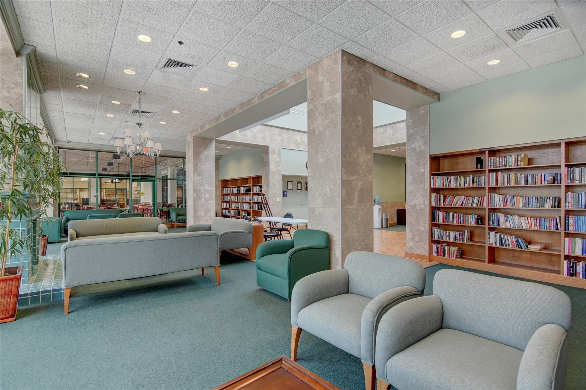 WYNMOOR VILLAGE - Residential