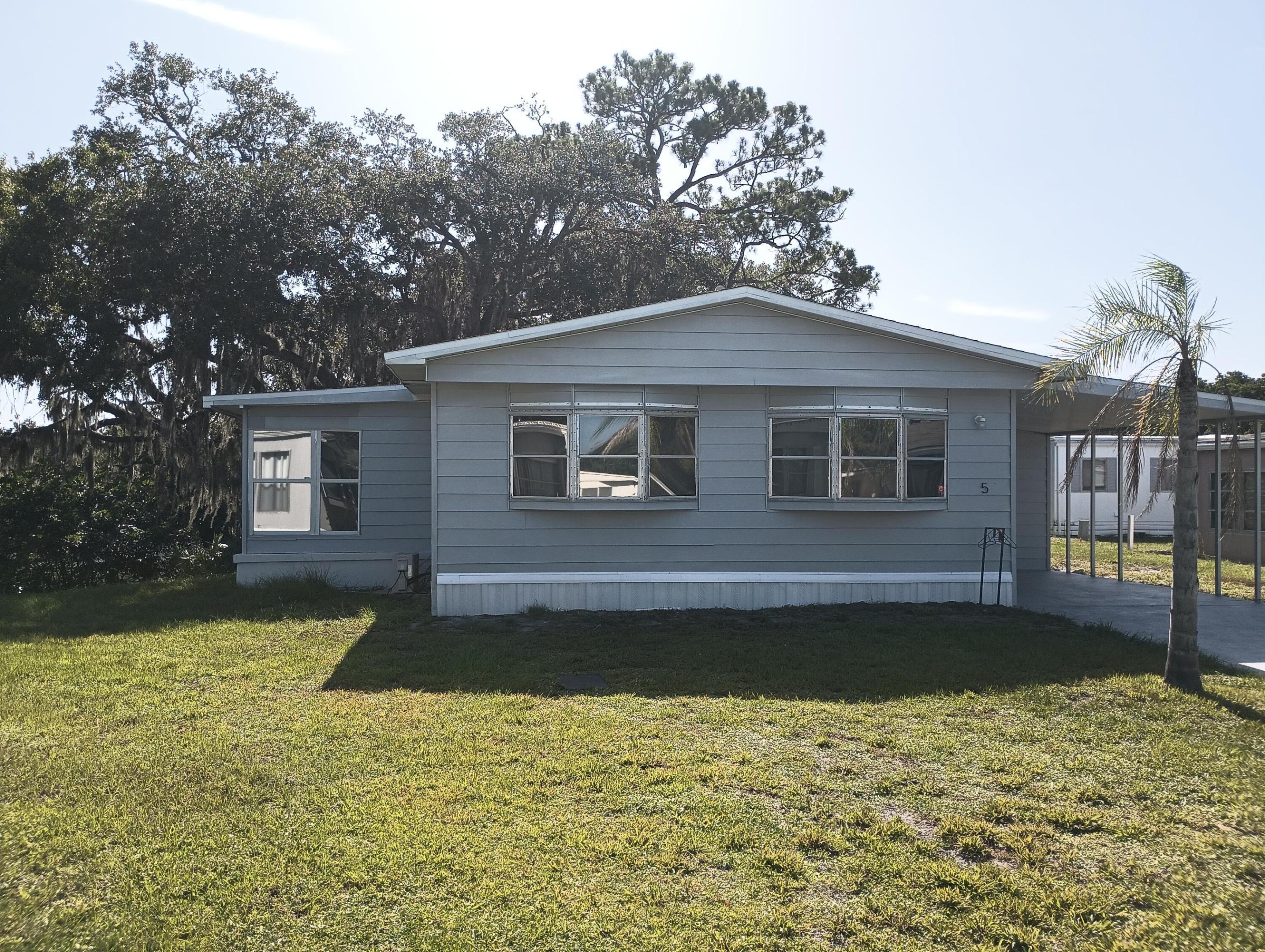 Spanish Lakes River Front - Residential