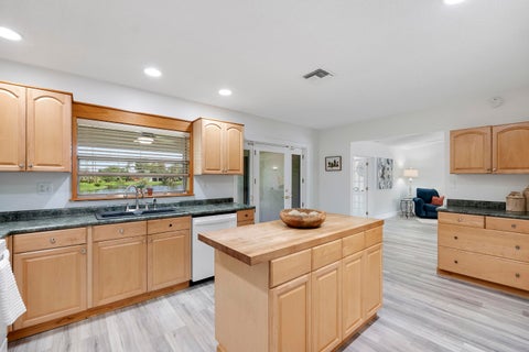 Tiny photo for 11454 NW 41st Street, Coral Springs, FL 33065 (MLS # B26045560)