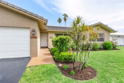 Tiny photo for 11454 NW 41st Street, Coral Springs, FL 33065 (MLS # B26045560)
