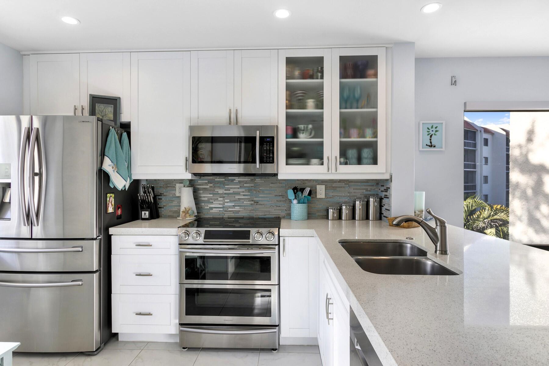 2550 Presidential Way 301