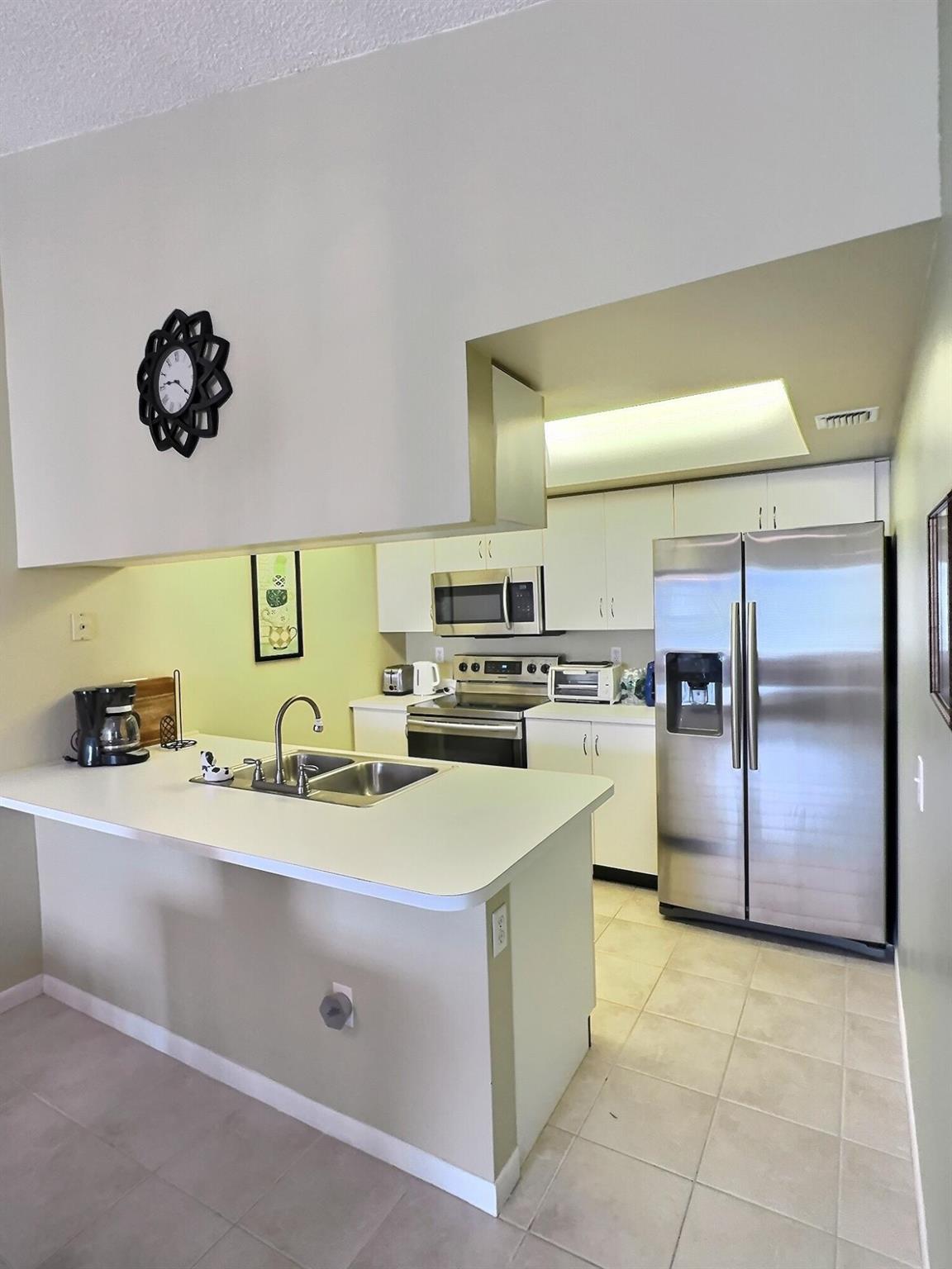 WATERSIDE VILLAGE OF PALM - Residential Lease