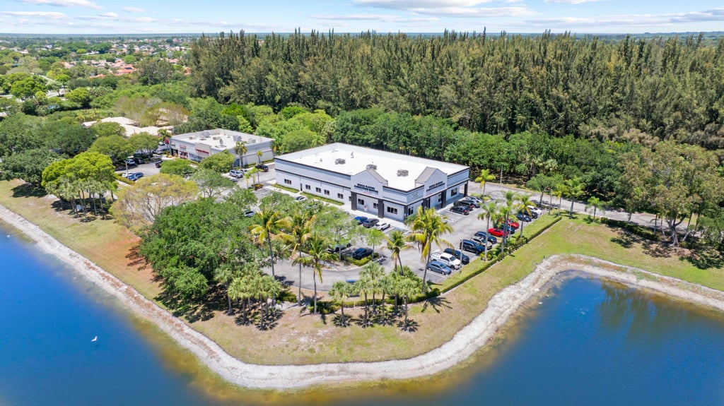 Photo of 10055 Yamato Road, Boca Raton, FL 33498 (MLS # R11162526)