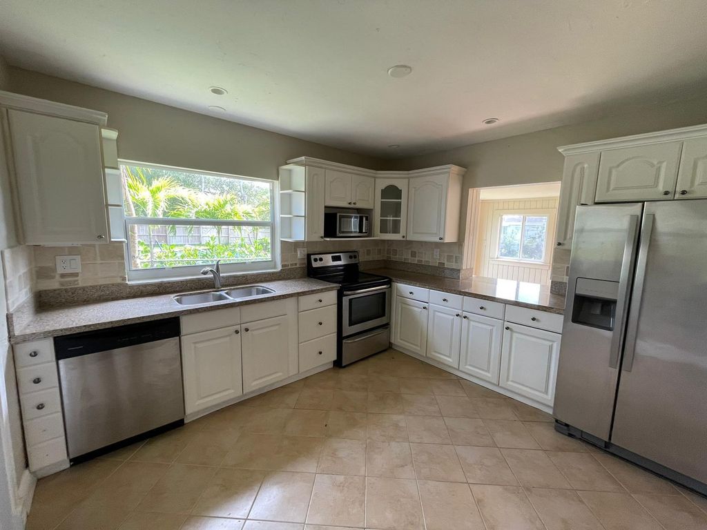 Photo of 22788 SW 65th Way, Boca Raton, FL 33428 (MLS # R11088523)
