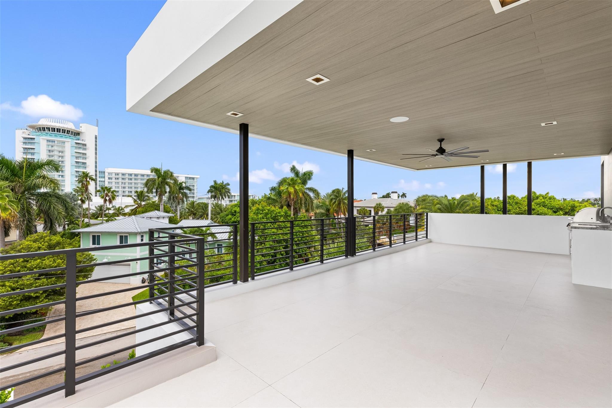 HARBOR BEACH - Residential