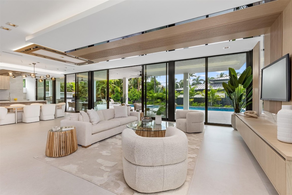 HARBOR BEACH - Residential