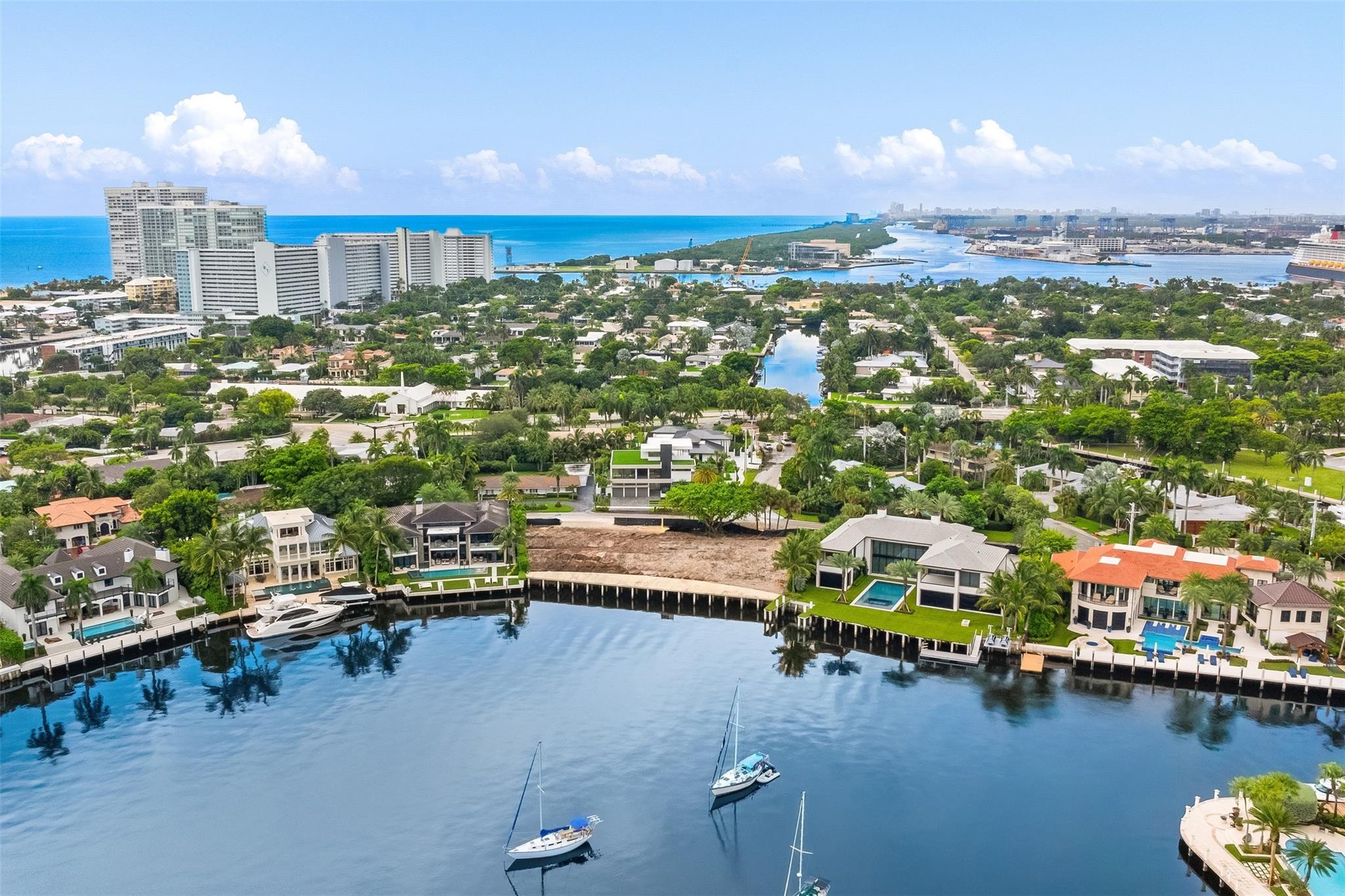 HARBOR BEACH - Residential