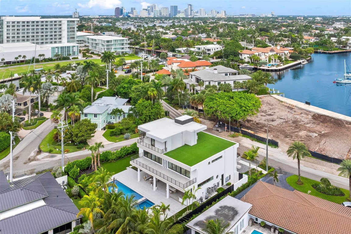 HARBOR BEACH - Residential