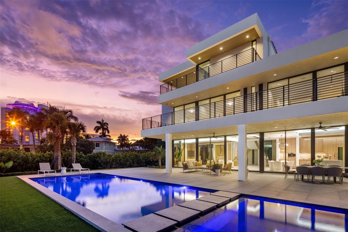 HARBOR BEACH - Residential