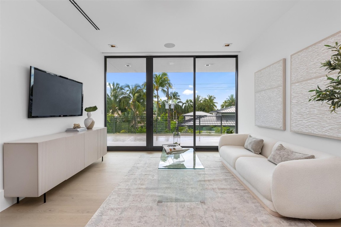 HARBOR BEACH - Residential