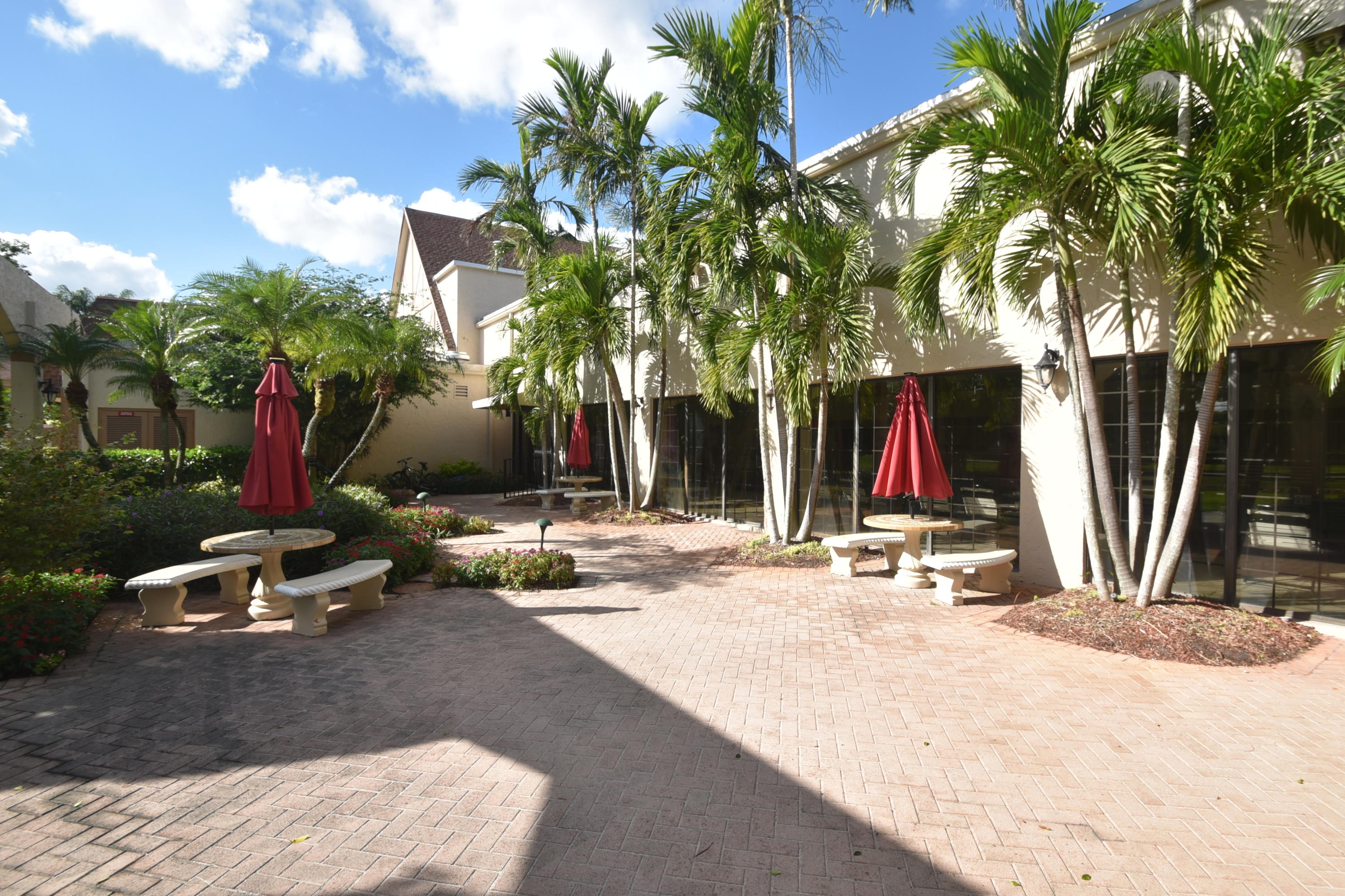 HUNTINGTON LAKES SECTION TWO - Residential