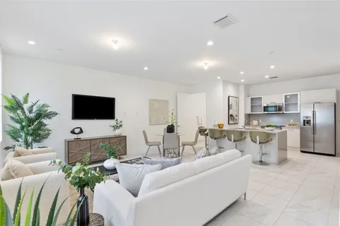 1044 NE 18th Ave Unit 104, Fort Lauderdale, FL 33304 - MLS#: F10480199