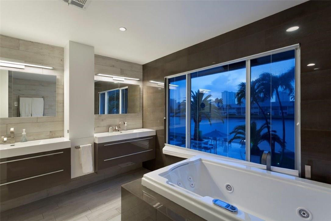 Coral Ridge Country Club - Residential