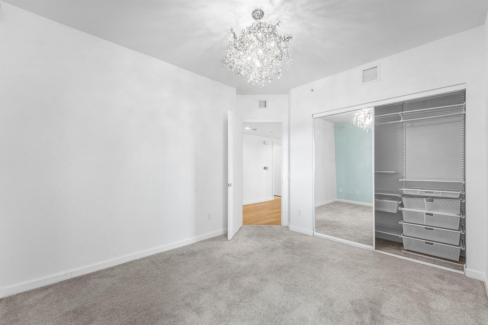 MARINA GRANDE RIVIERA BEA - Residential