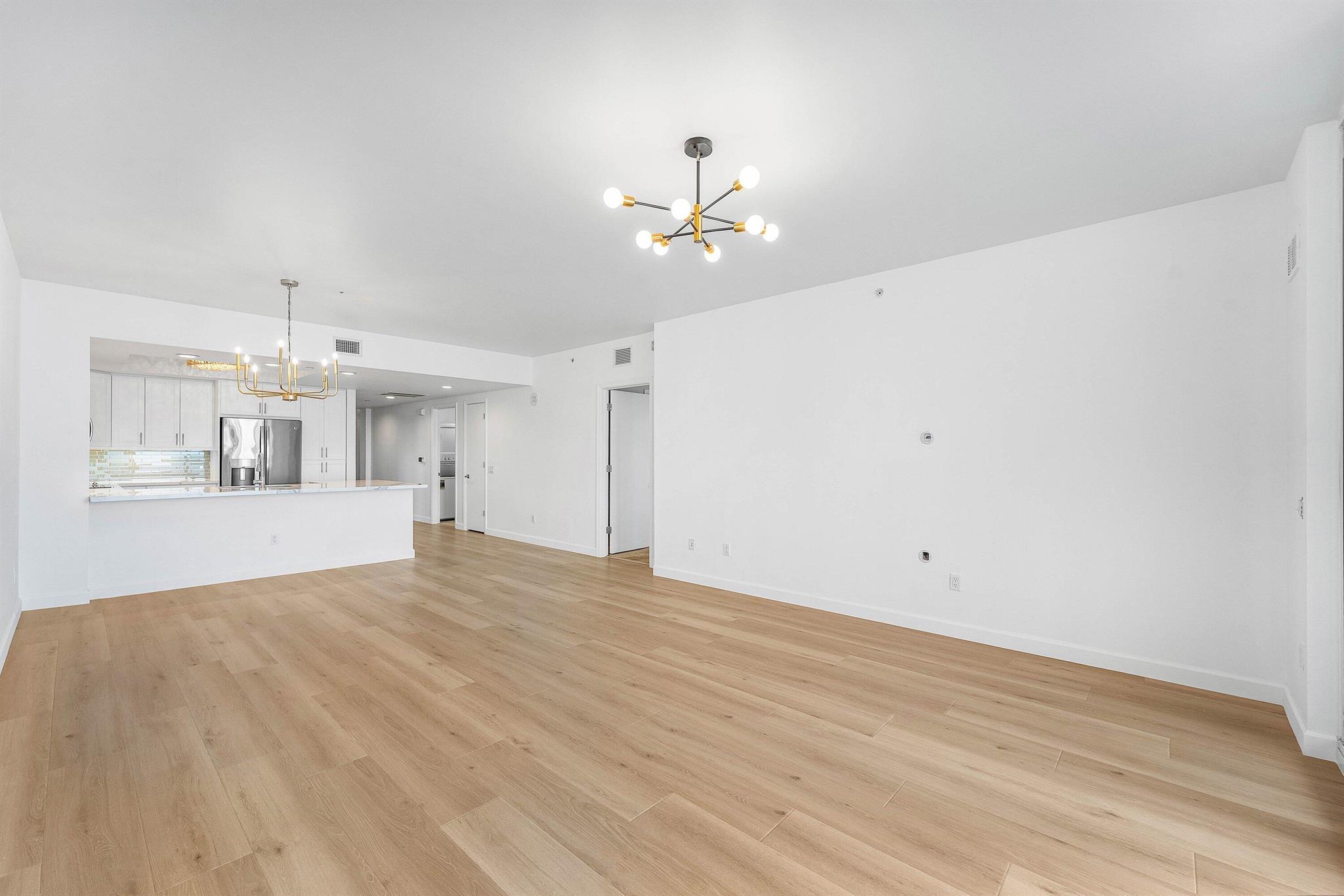 MARINA GRANDE RIVIERA BEA - Residential