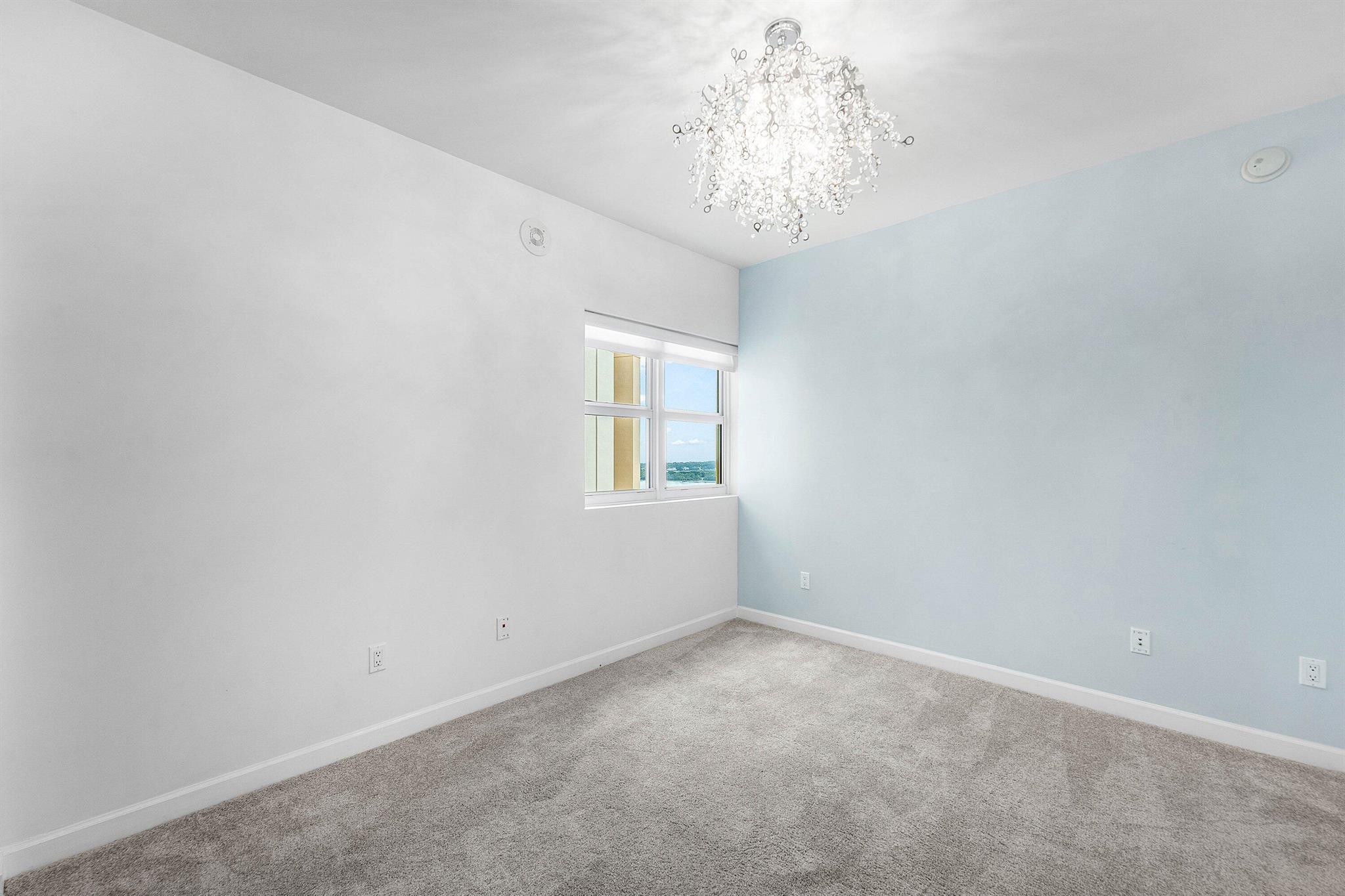 MARINA GRANDE RIVIERA BEA - Residential