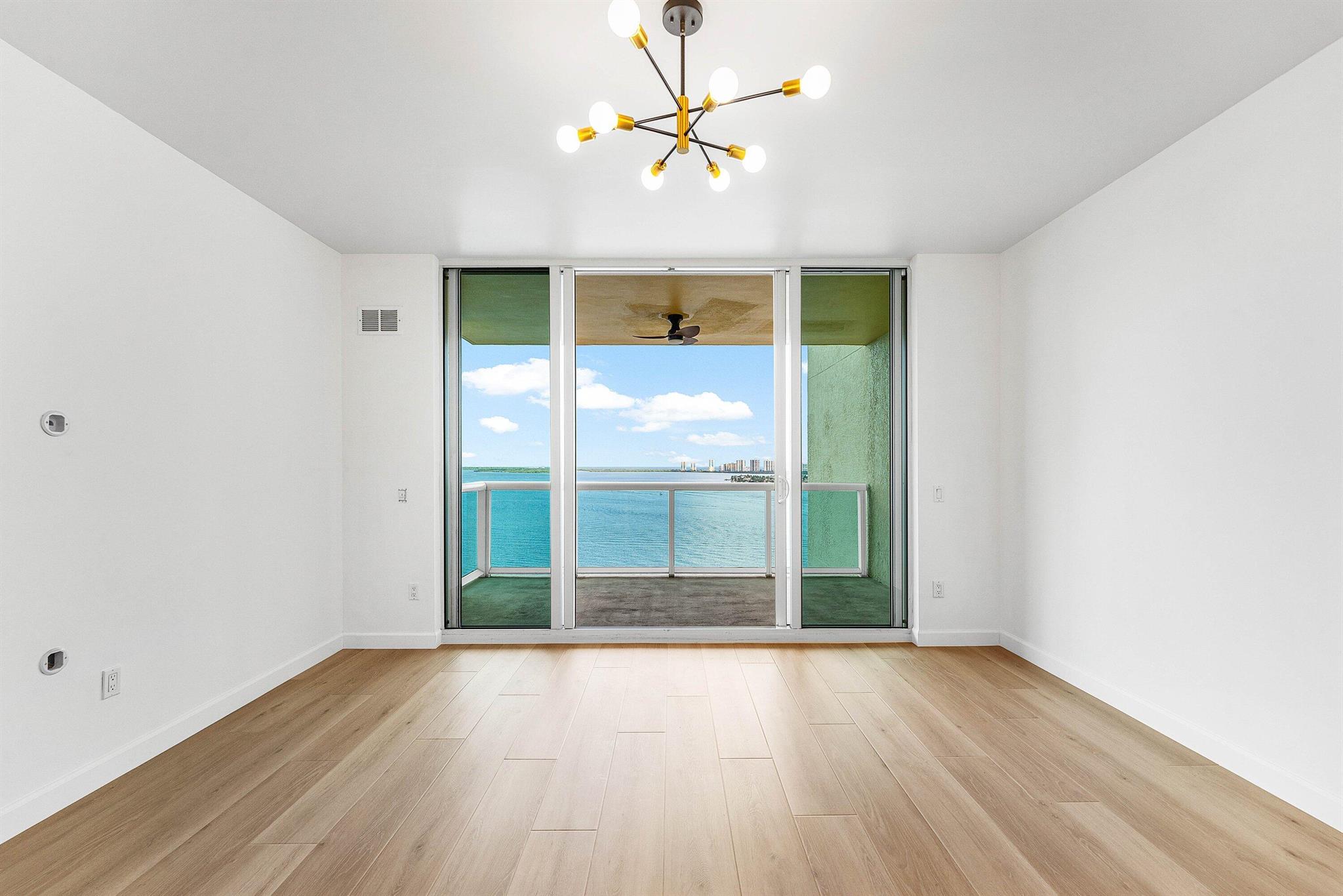 2650 Lake Shore Drive 1503