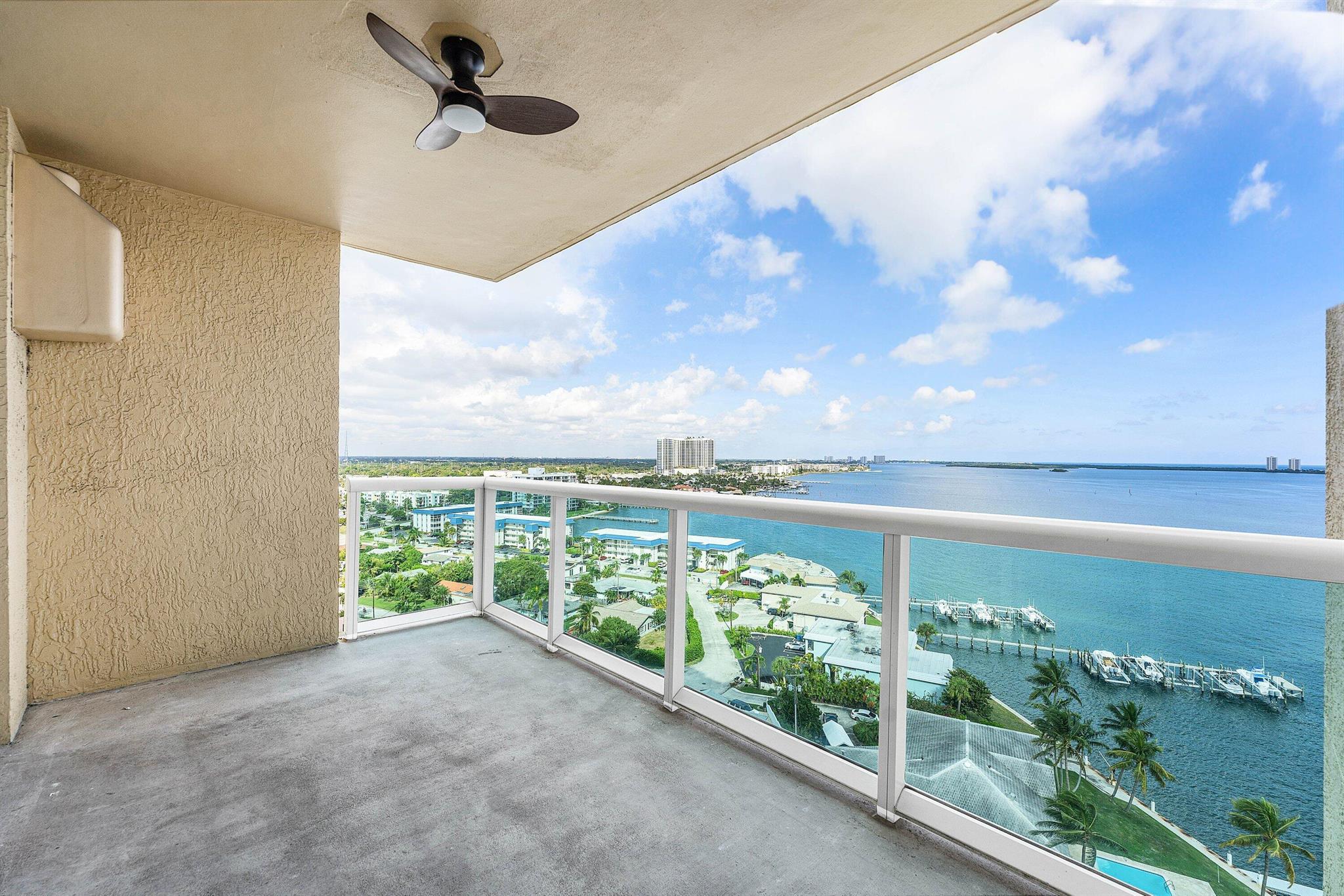 2650 Lake Shore Drive 1503