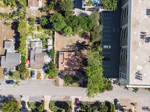 2420 NE 7th Avenue Wilton Manors FL 33305