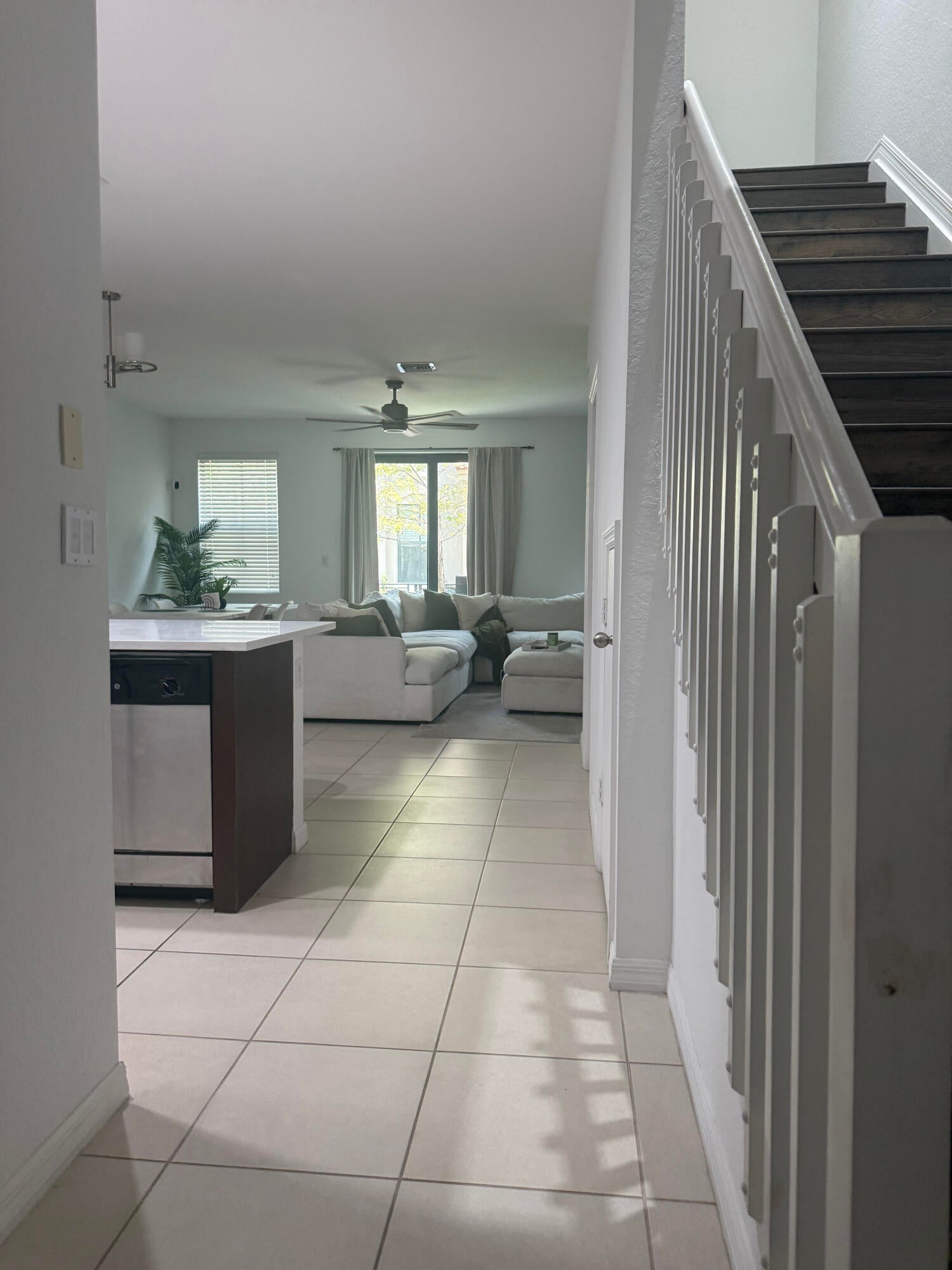 1091 NW 33RD Street