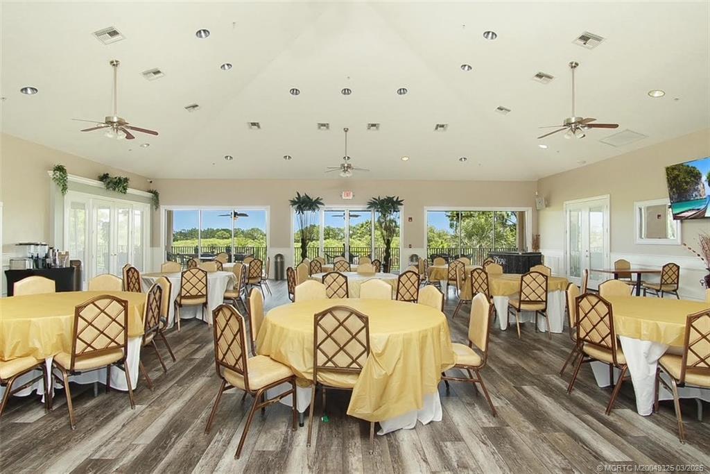 JENSEN BEACH GOLF AND COUNTRY CLUB - Residential