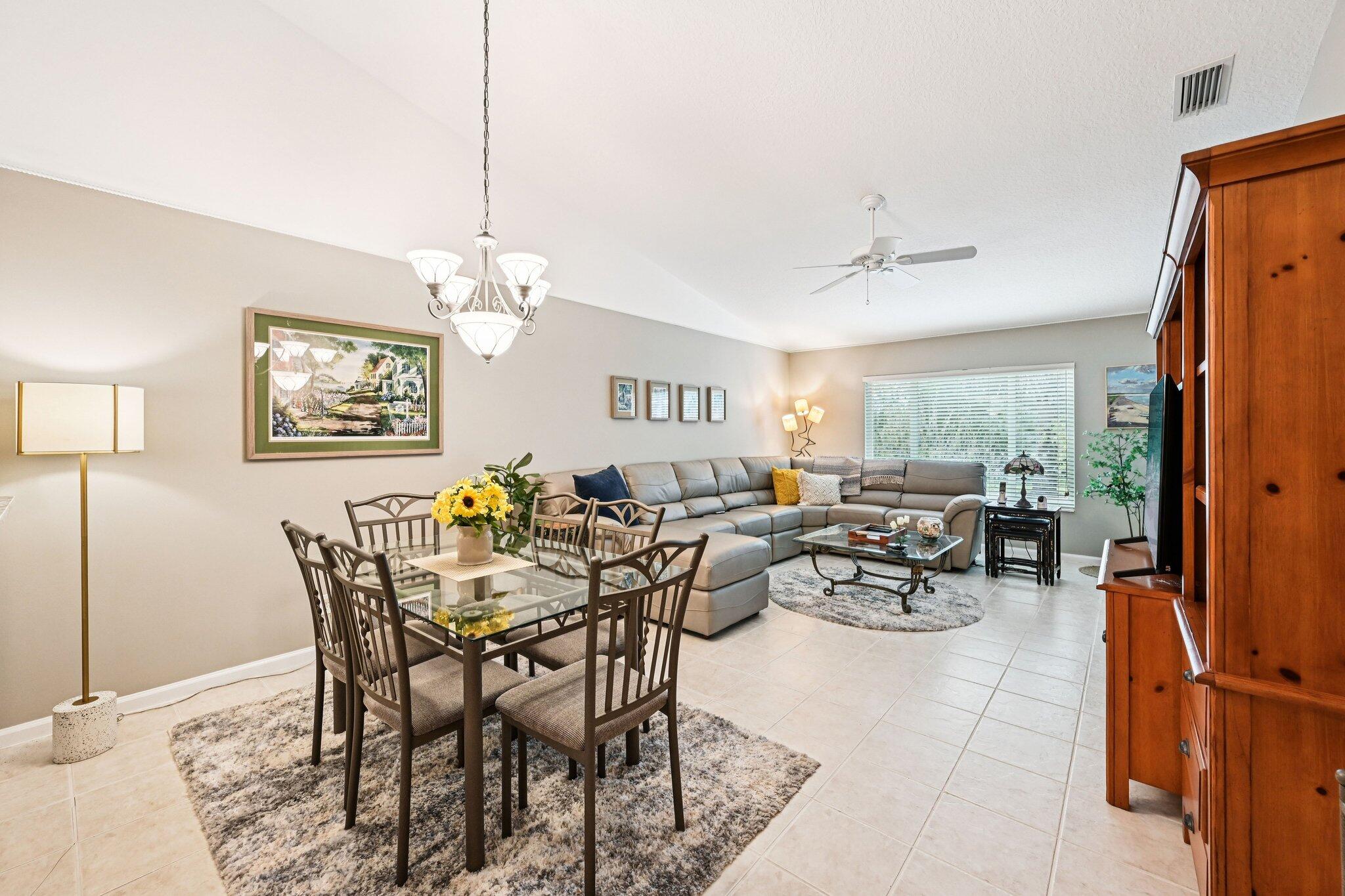 JENSEN BEACH GOLF AND COUNTRY CLUB - Residential