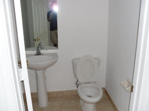 LINKS AT EMERALD DUNES CO - Residential Lease