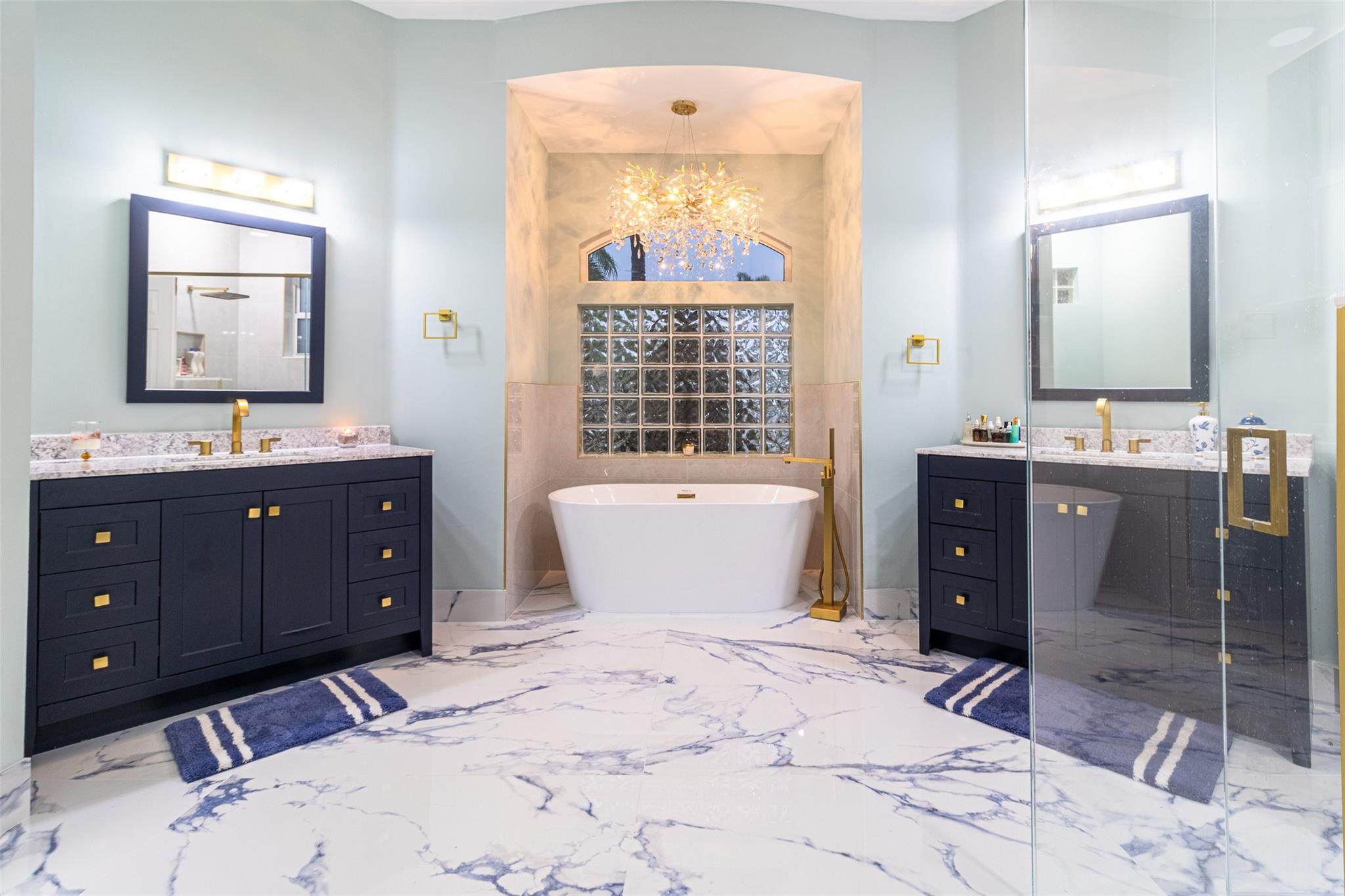 Kensington 146-39 B - Residential