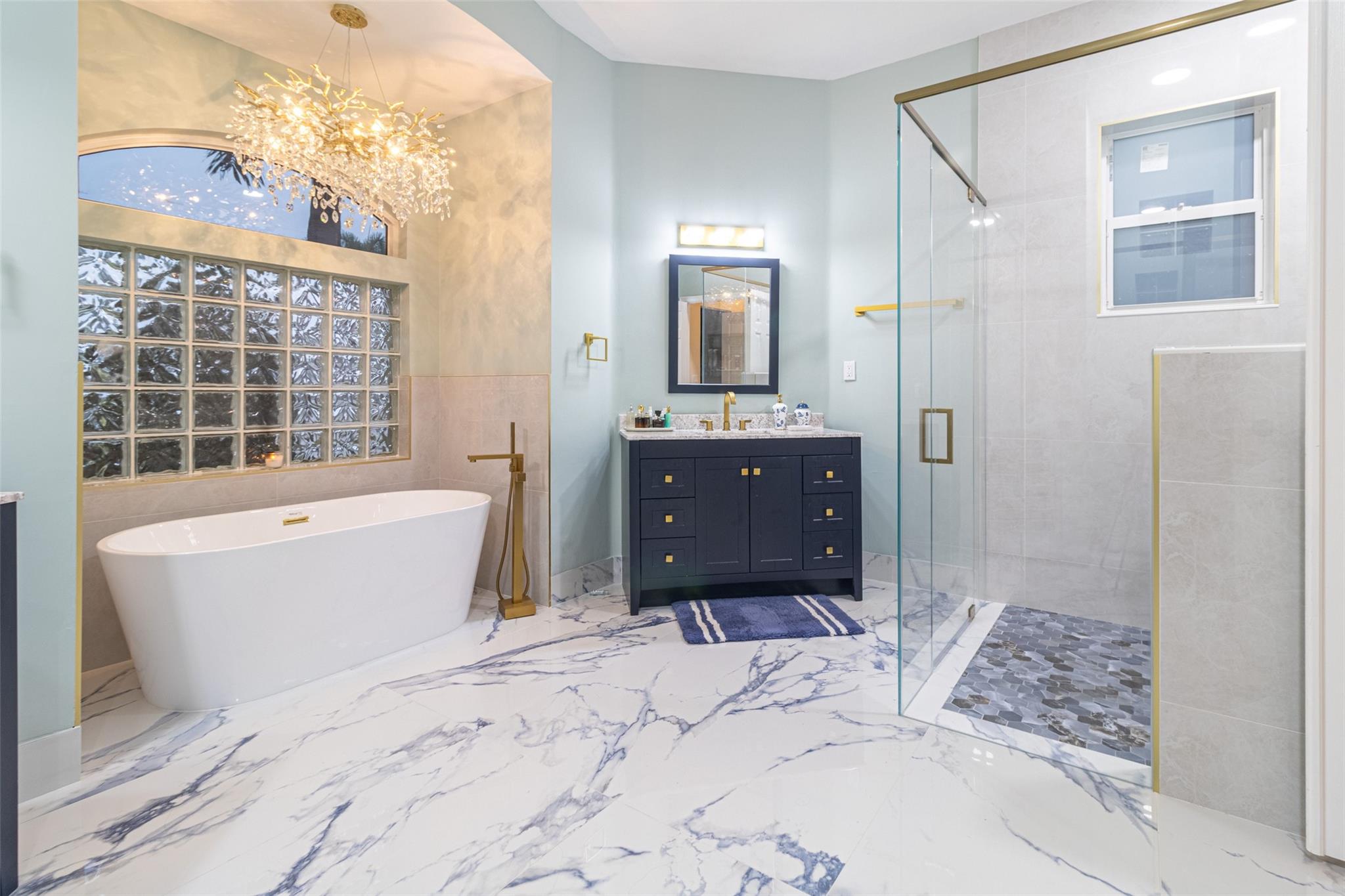 Kensington 146-39 B - Residential