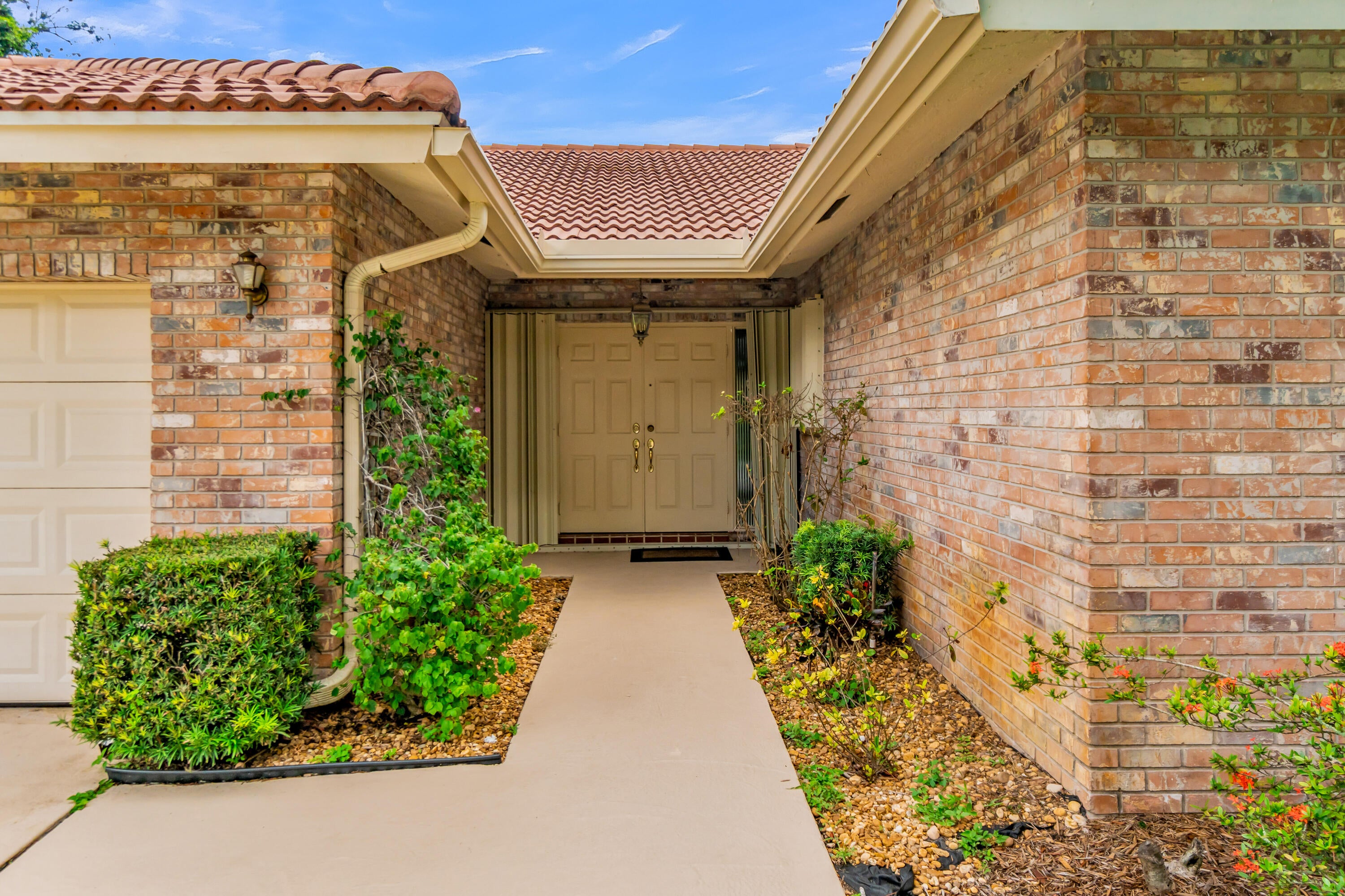 3839 NW 72nd Drive