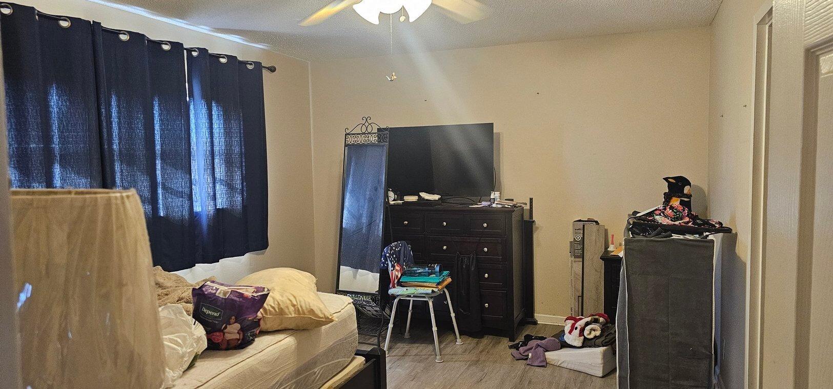 VILLAGES OF ORIOLE BONAIRE - Residential