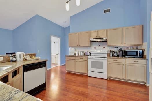 PORT ST LUCIE SECTION 14 - Residential Lease