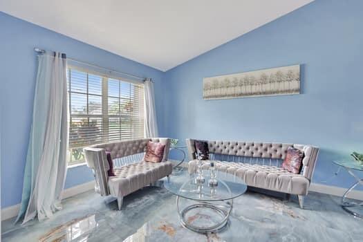 PORT ST LUCIE SECTION 14 - Residential Lease