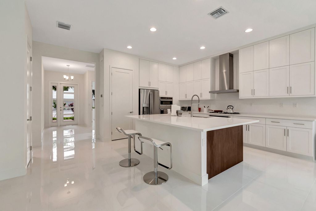 Photo of 8612 Swinley Frst Way, Boca Raton, FL 33434 (MLS # R10947987)