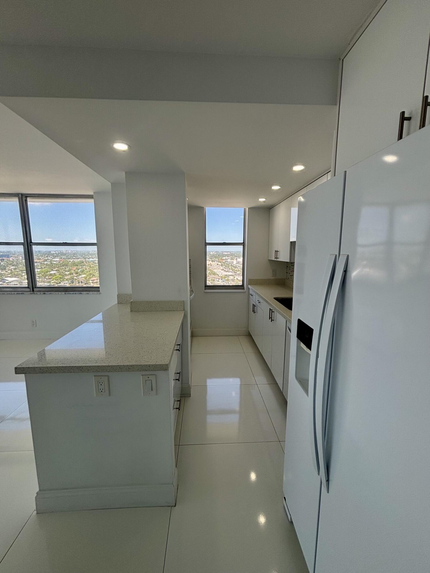 POMPANO BEACH CLUB CONDO - Residential Lease