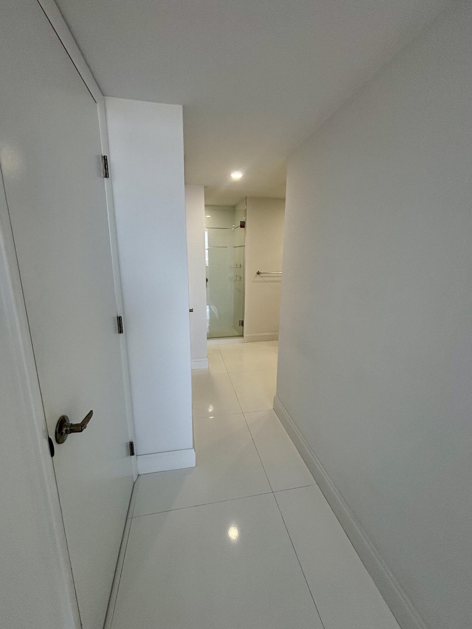 POMPANO BEACH CLUB CONDO - Residential Lease