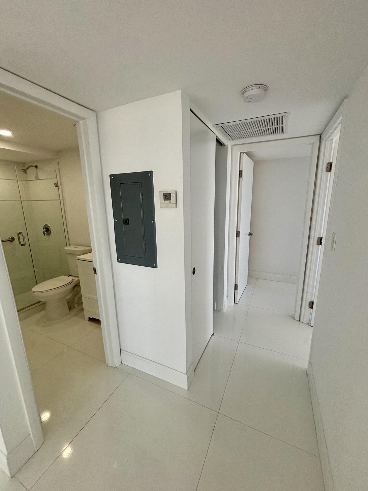 POMPANO BEACH CLUB CONDO - Residential Lease