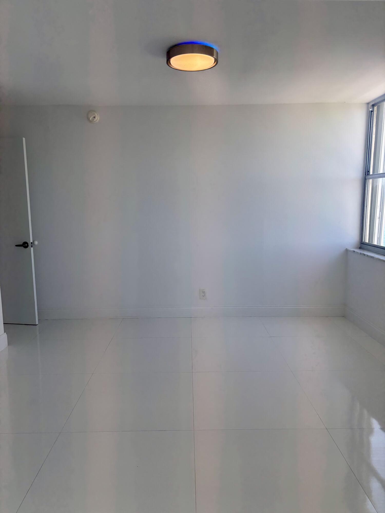 POMPANO BEACH CLUB CONDO - Residential Lease