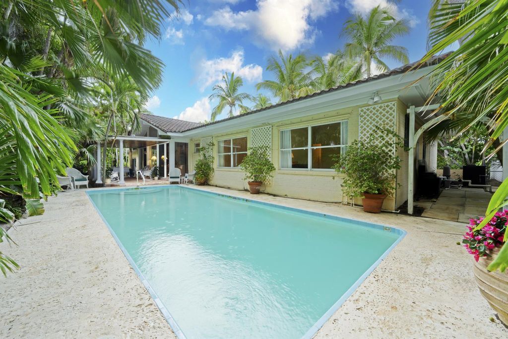 Photo of 110 Merrain Road, Palm Beach, FL 33480 (MLS # R11148012)