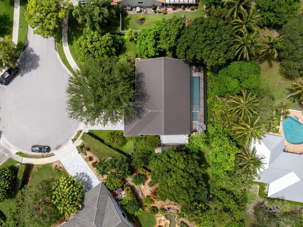 Photo of 3030 Salerno Way, Delray Beach, FL 33445 (MLS # R11107912)