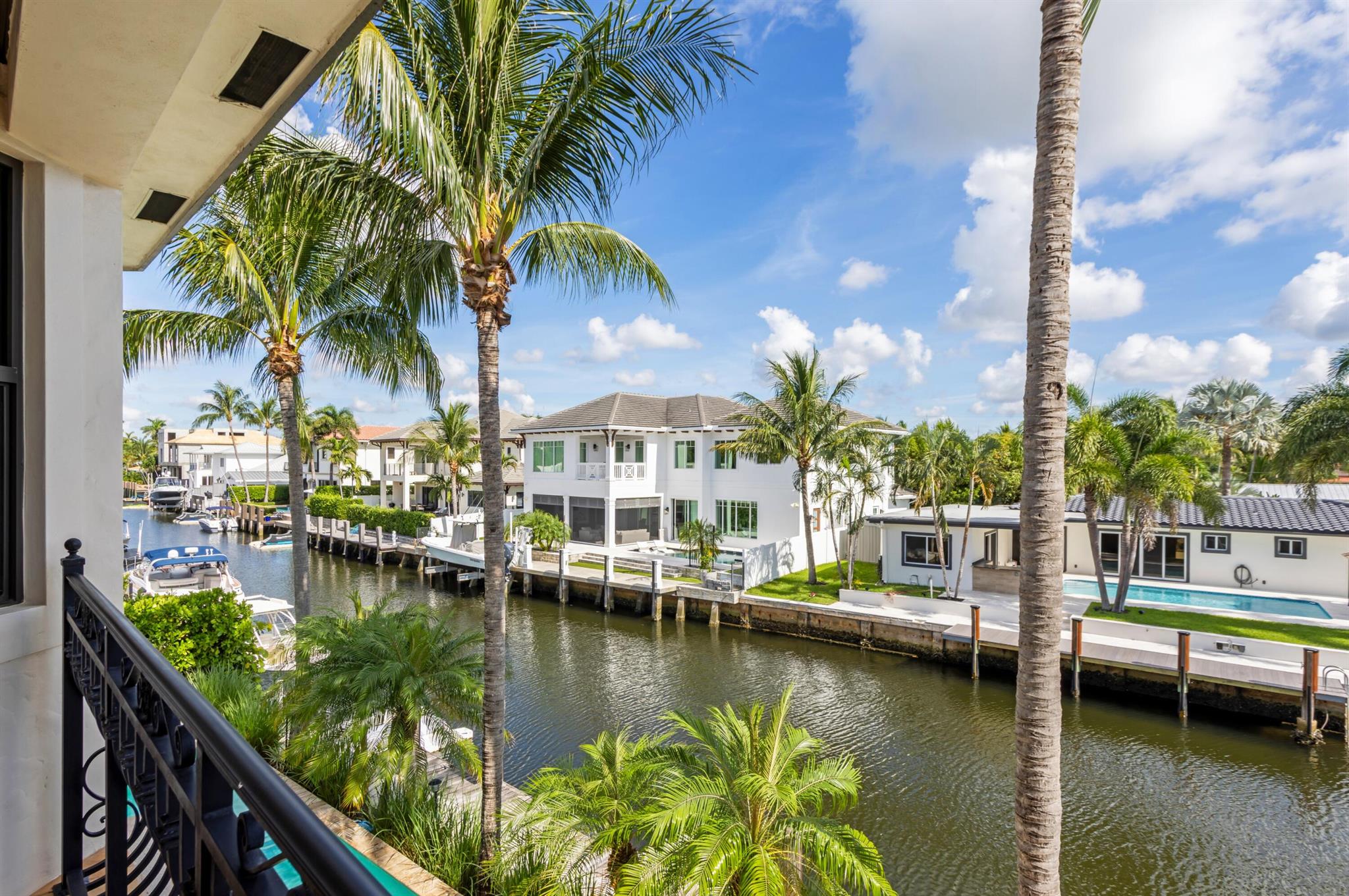 BOCA HARBOUR - Residential