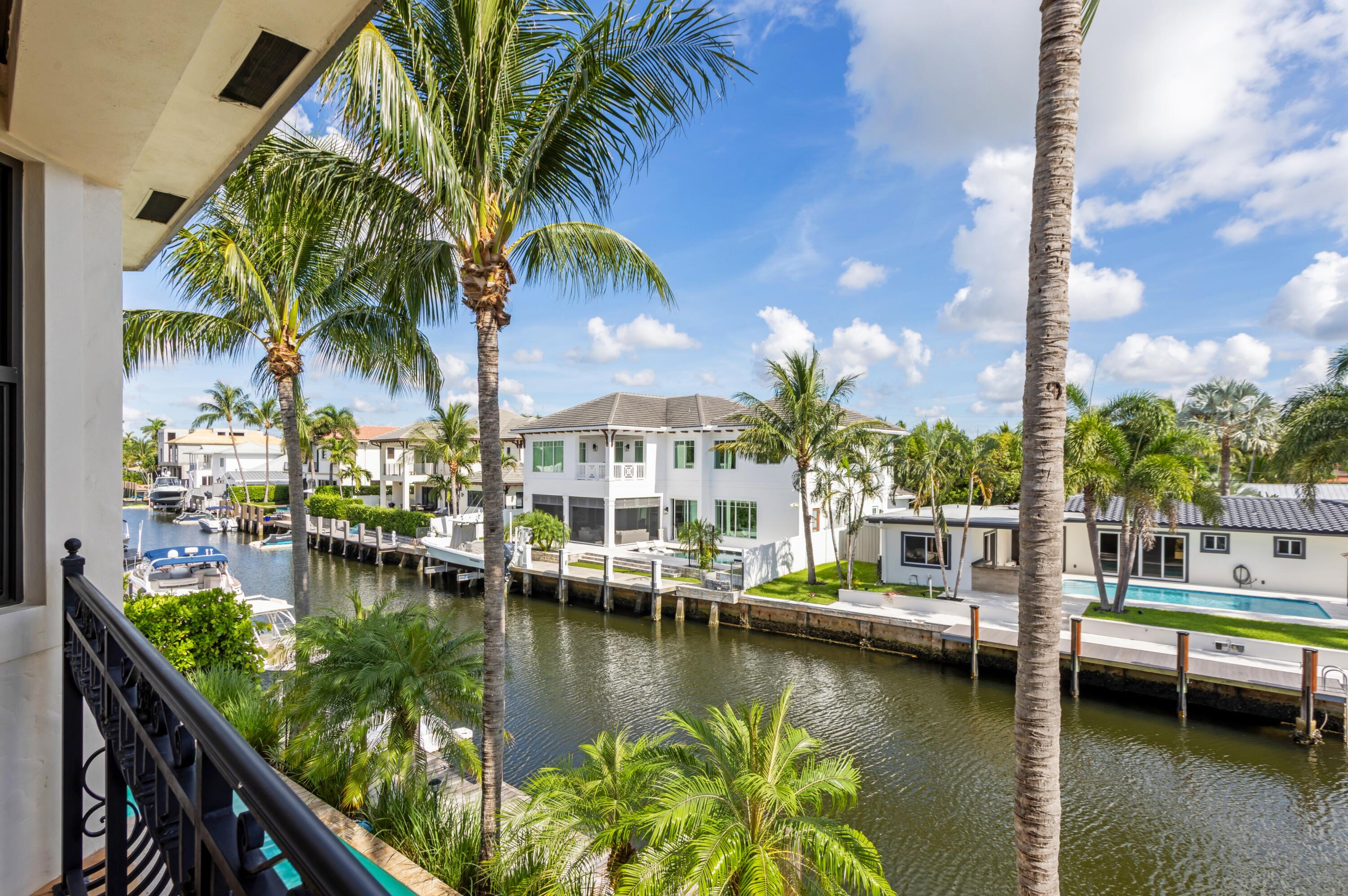 BOCA HARBOUR - Residential