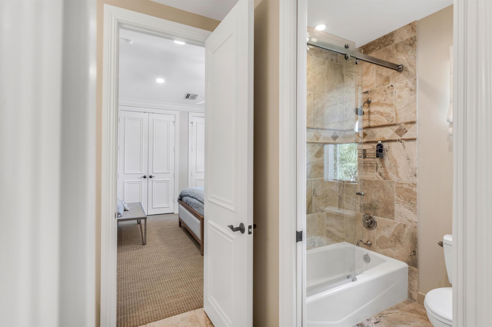 BOCA HARBOUR - Residential