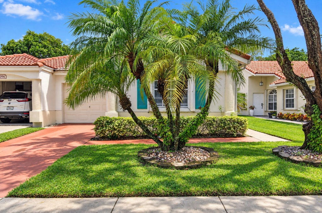 Photo of 6100 PETUNIA Road, Delray Beach, FL 33484 (MLS # B26080654)
