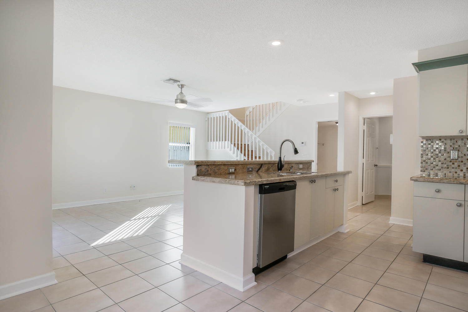 SPINNAKER BAY AT LAKE CHARLESTON - Residential Lease