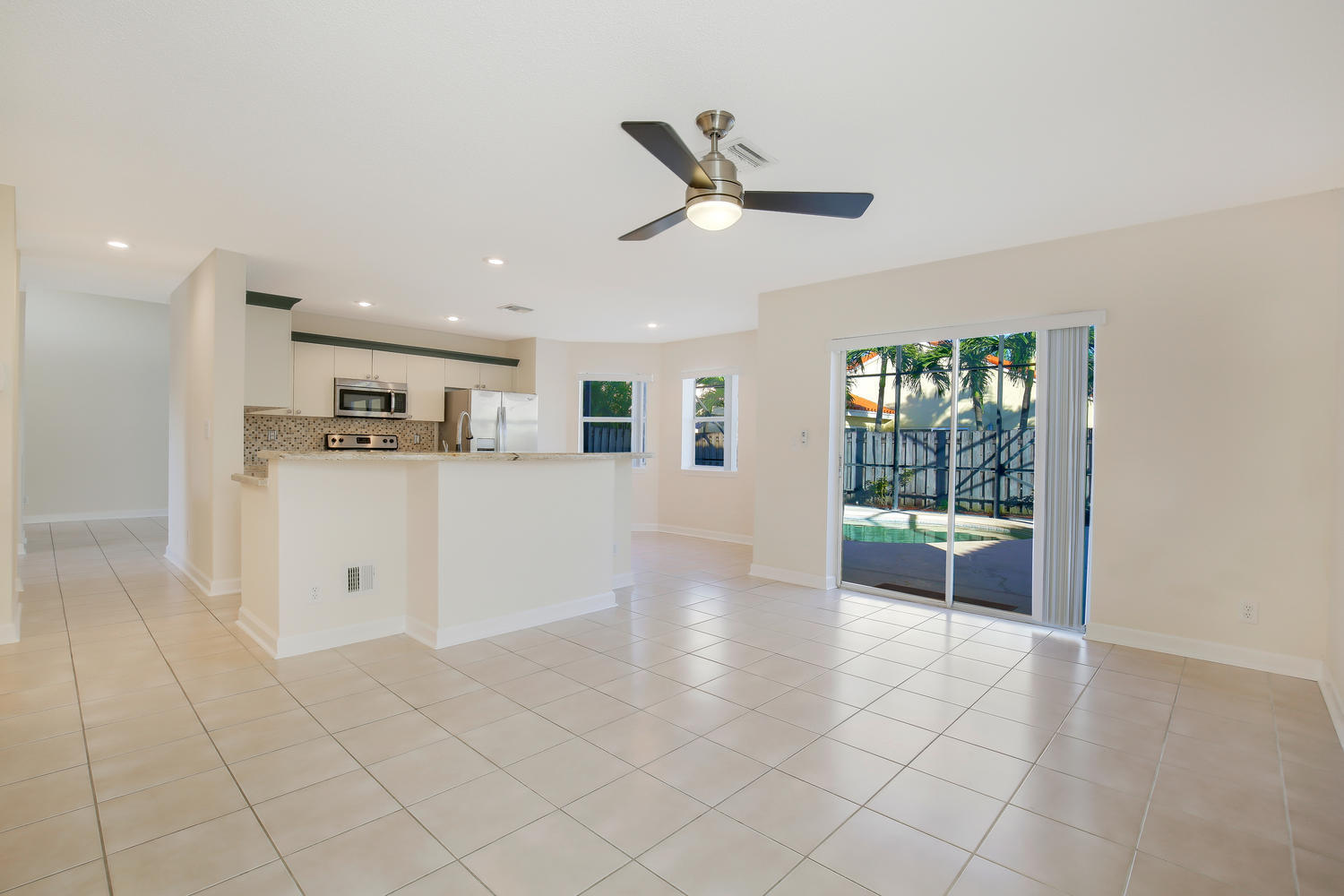 SPINNAKER BAY AT LAKE CHARLESTON - Residential Lease