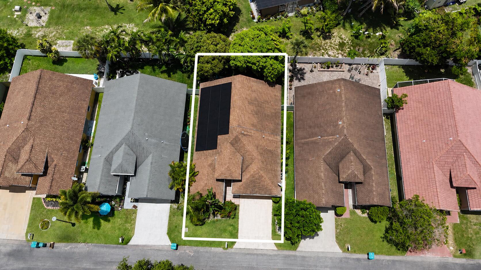 1059 Fairfax Circle W