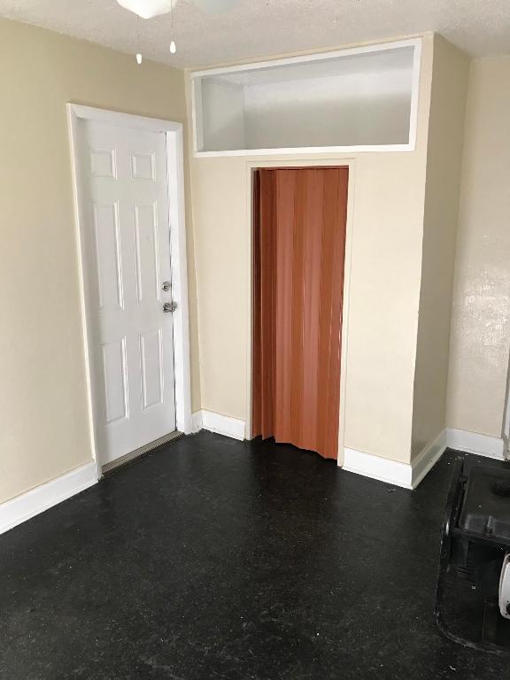 SANDERS PARK - Residential