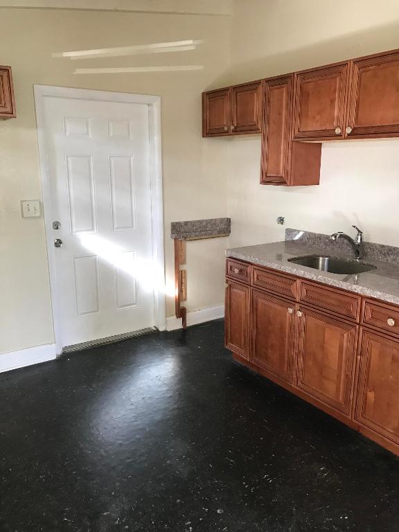 SANDERS PARK - Residential