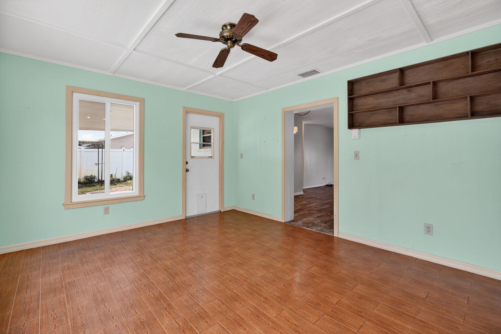 EASTRIDGE ESTATES / Hobe - Residential